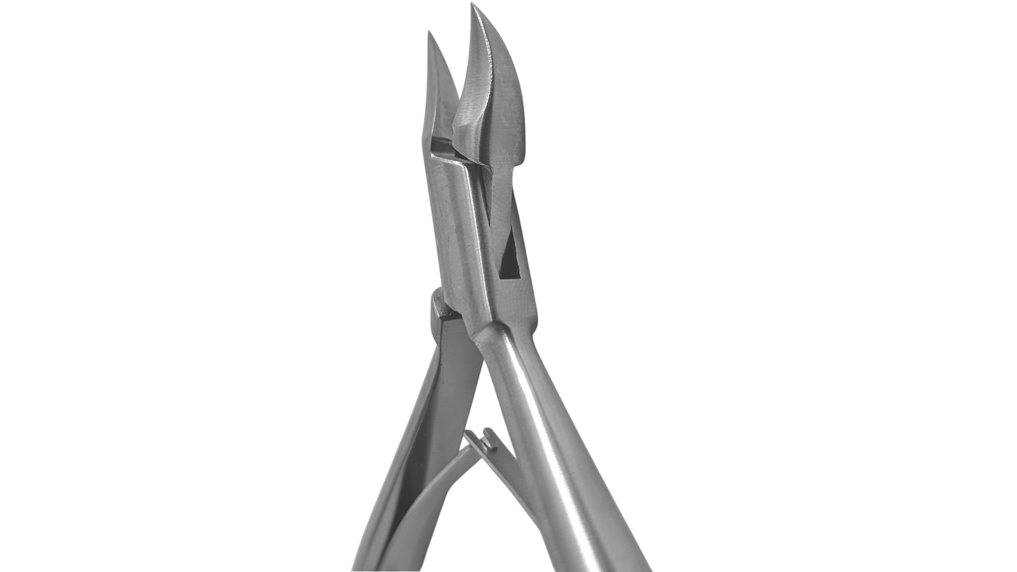 QFC832CE - 4.5" Nail Cutter - Curved Jaw